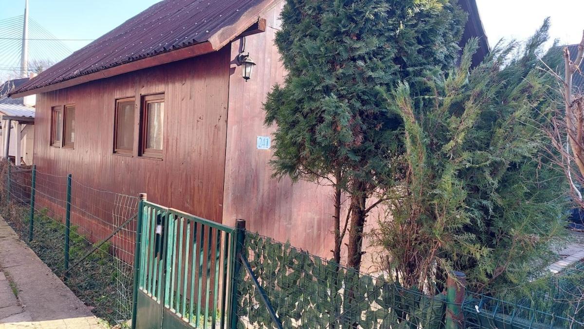 Villa Wooden House Ada Belgrado Exterior foto